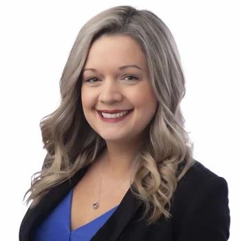 Portrait of Marilyn Grove, Broker,  AHWD, C2EX, ABR