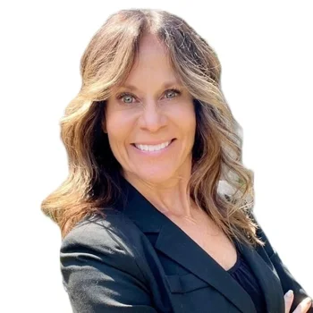 Portrait of Shelly Heim, Broker