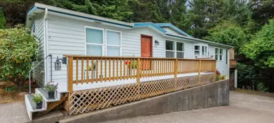 New Listing! 280 NE 69th Place, Newport, Oregon | Marilyn Grove | Advantage Real Estate