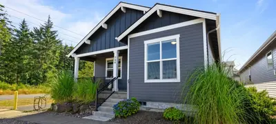 New Listing! 724 SE 44th Street, Newport, Oregon | Shelly Heim | Advantage Real Estate