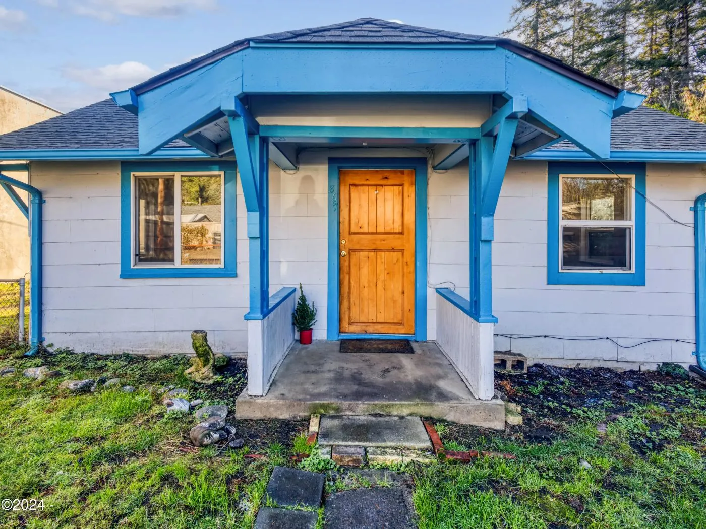 Starter Home in Lincoln County, Oregon