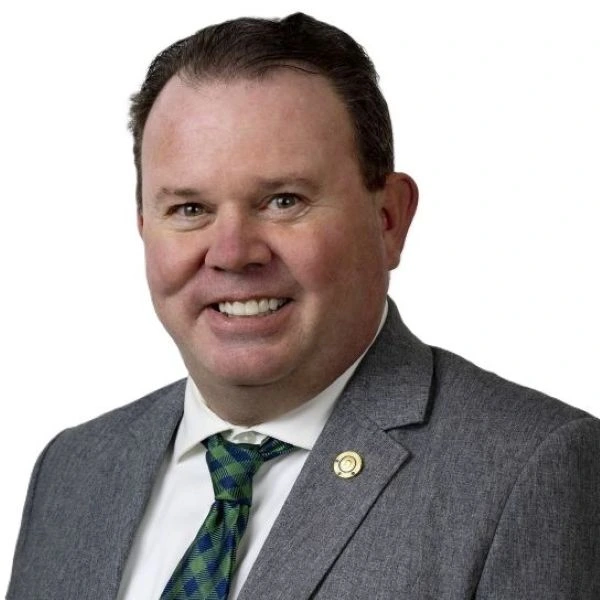 Advantage Real Estate Agent Freddy Saxton