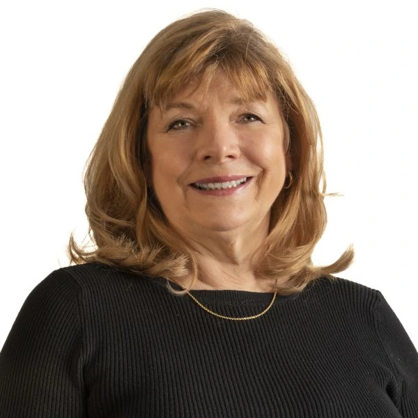Advantage Real Estate Agent Tammy Gagne
